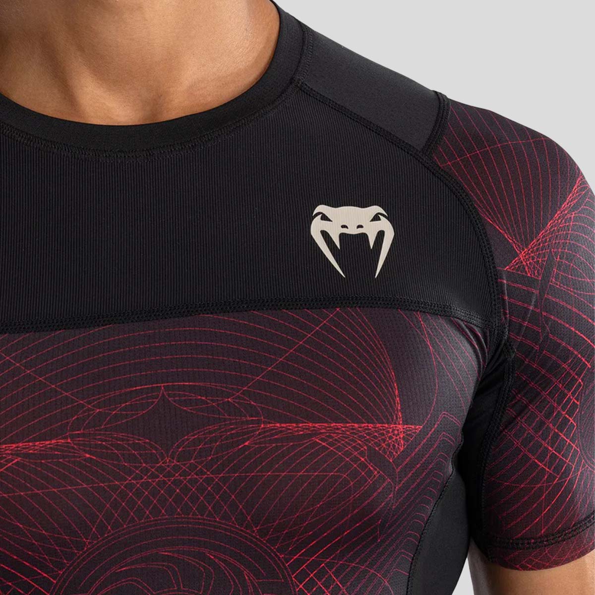 Venum G-Fit Air Short Sleeve Rash Guard Black/Red