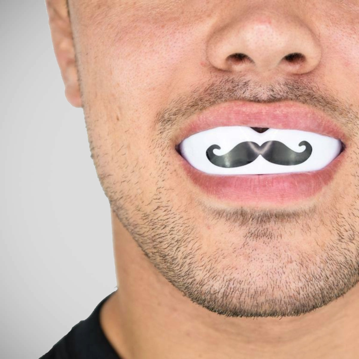 White/Black SafeJawz Extro Mo Mouth Guard