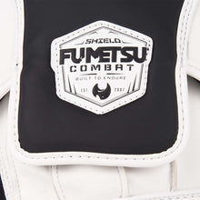 Fumetsu Shield Focus Mitts White-Black